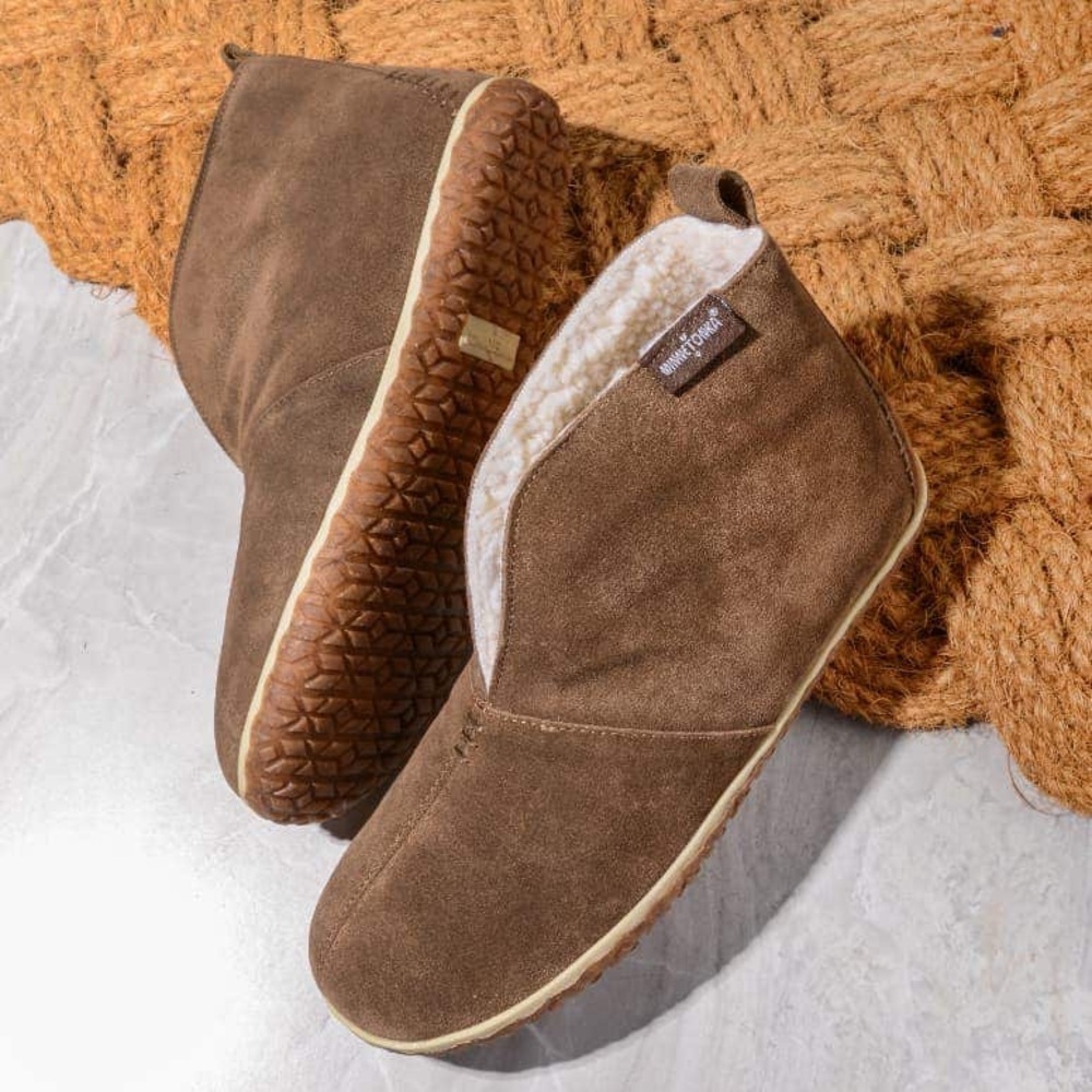 Minnetonka Tamson Men’s Shearling Lined Suede Boots